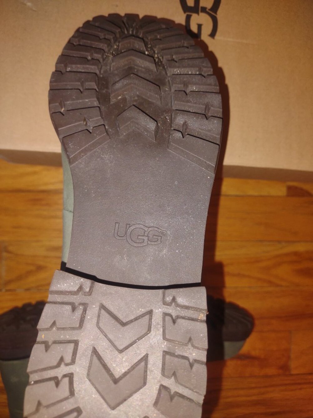 UGG Australia Sheepskin Winter Boots Green | Size 39 (US 8) Narrow Fit - Picture 12 of 15